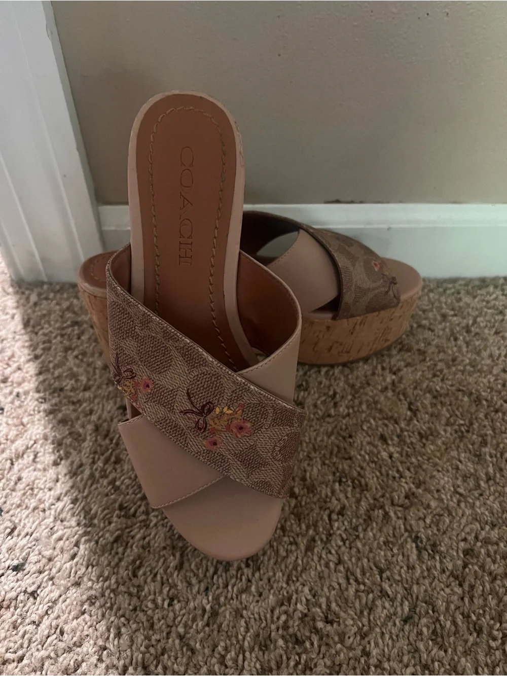 COACH Cross Band Wedge Sandals tan pale blush in leather signature Size 6B